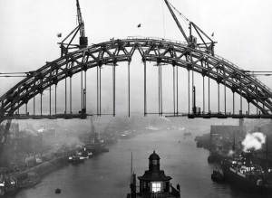 the construction of the Tyne Bridge