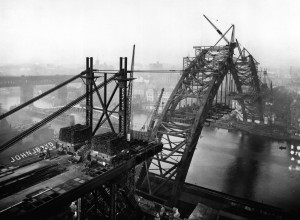 the construction of the Tyne Bridge